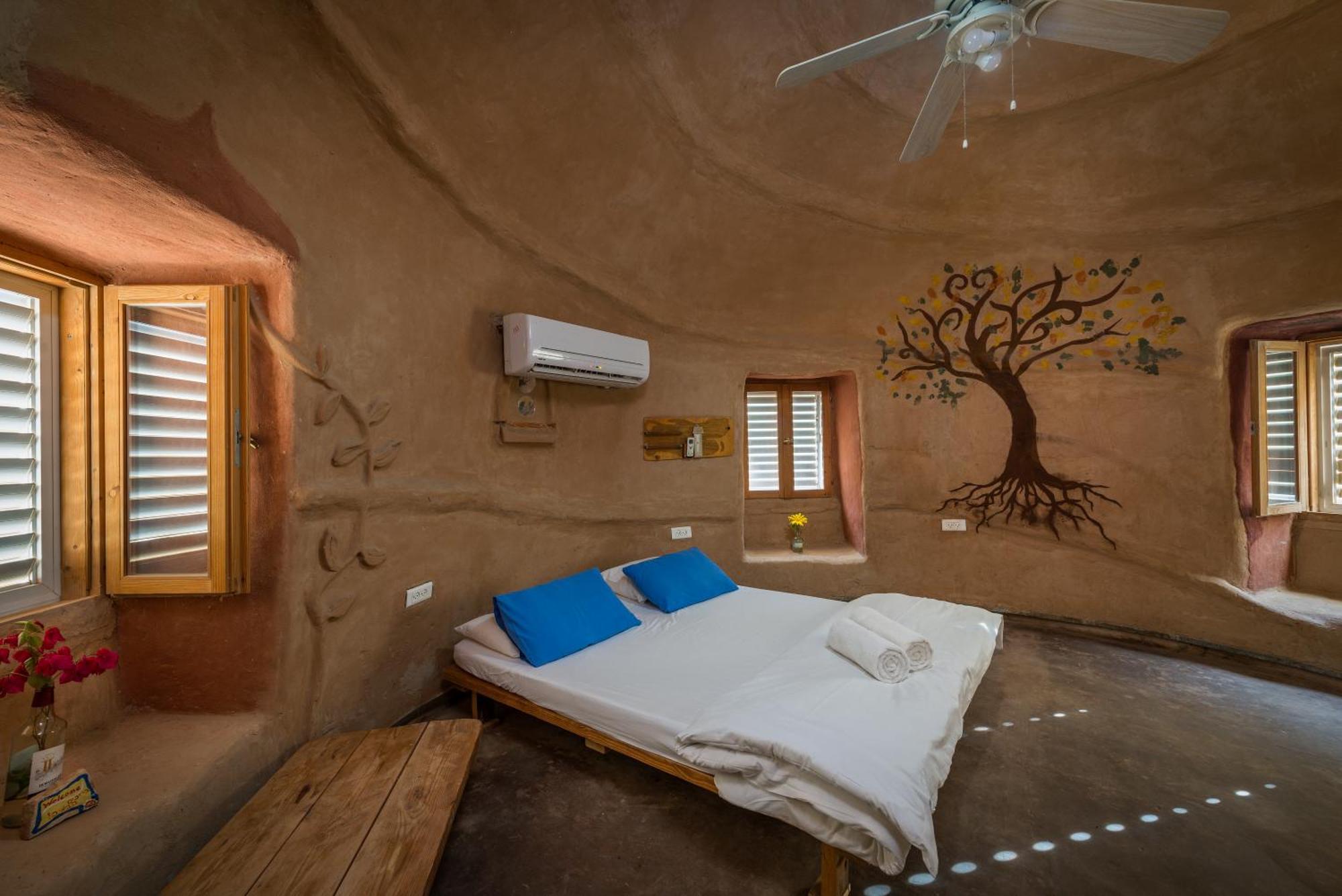 Hotel Kibbutz Lotan Eco-Campus Extérieur photo