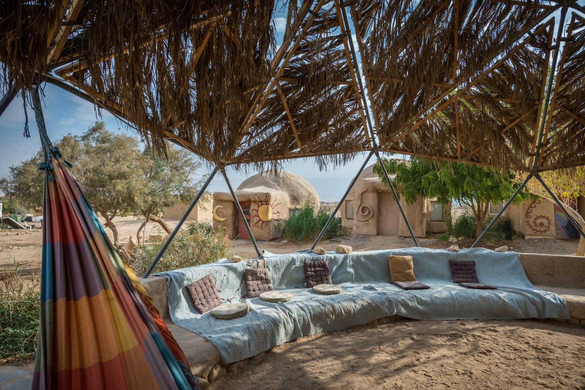 Hotel Kibbutz Lotan Eco-Campus Extérieur photo